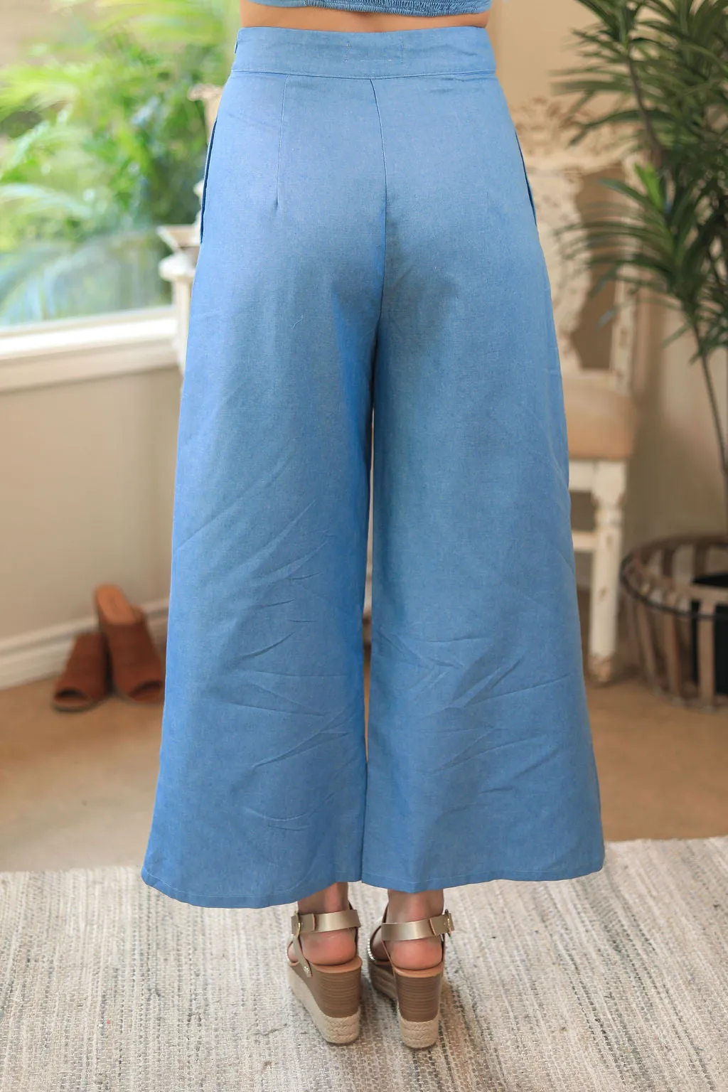 Be Recognized Chambray Denim Cropped Wide Leg Pants | ONLY 1 LEFT!