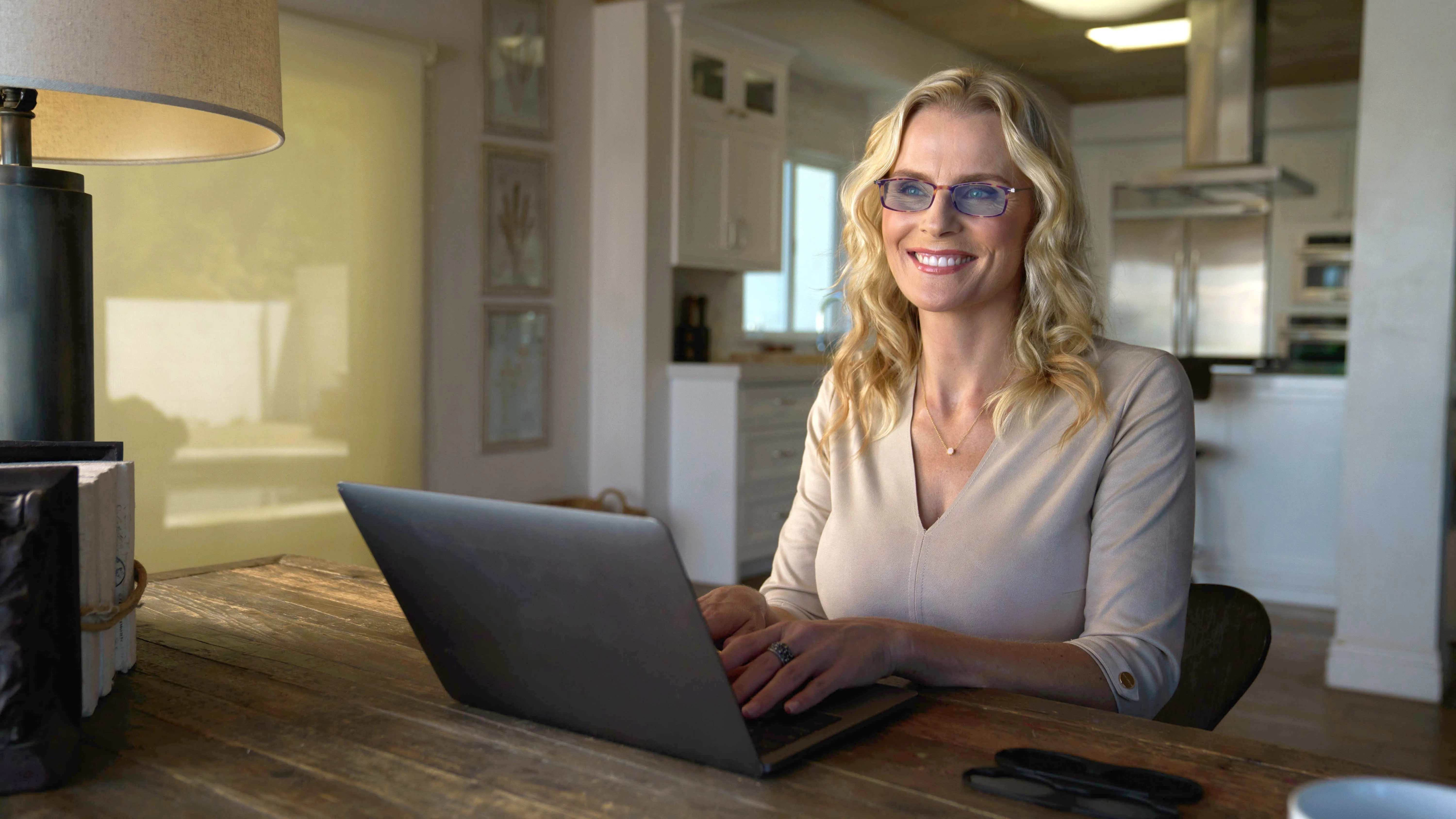 Brooklyn Blue Light Blocker Glasses   Connect Case