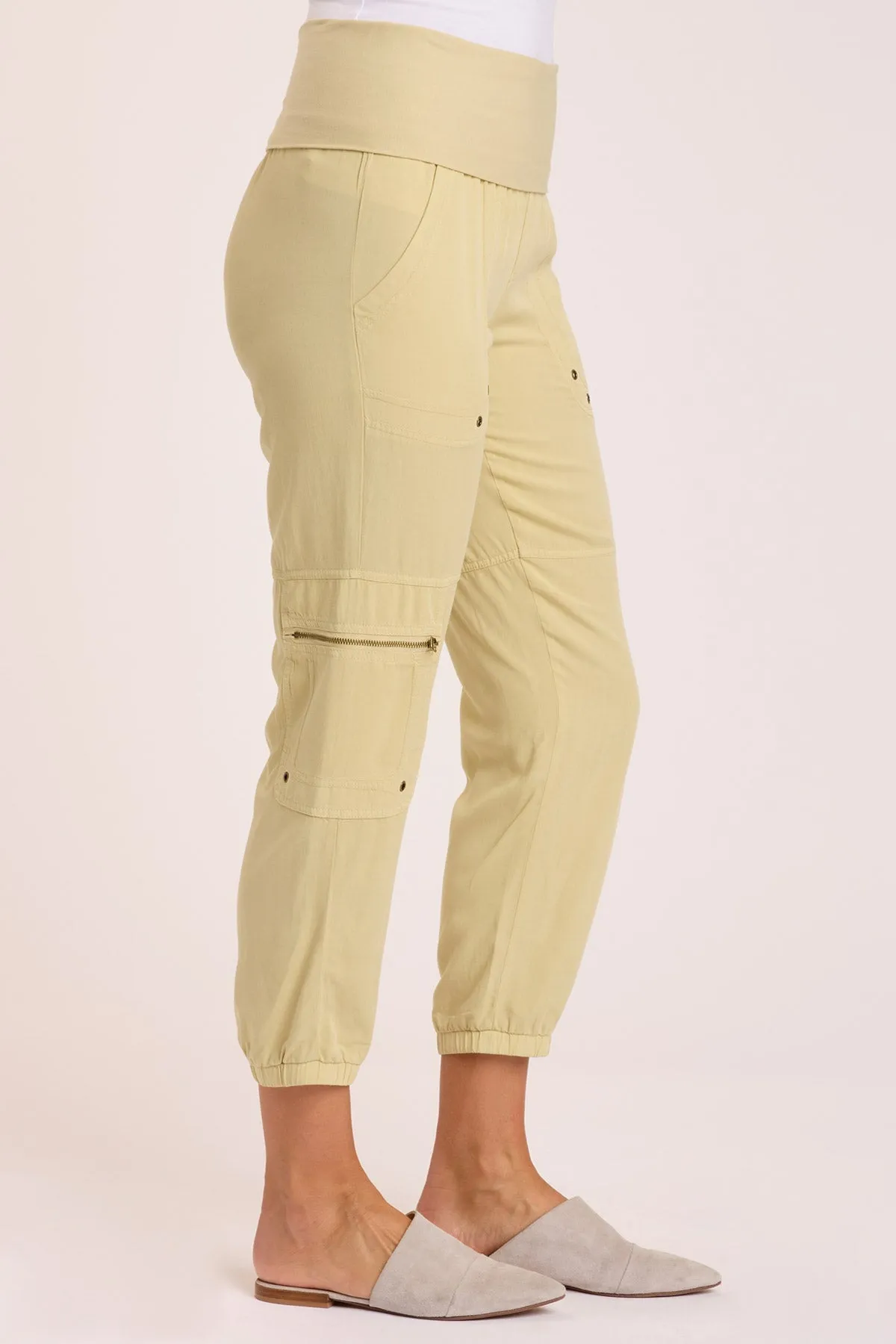 Danez Banded Crop