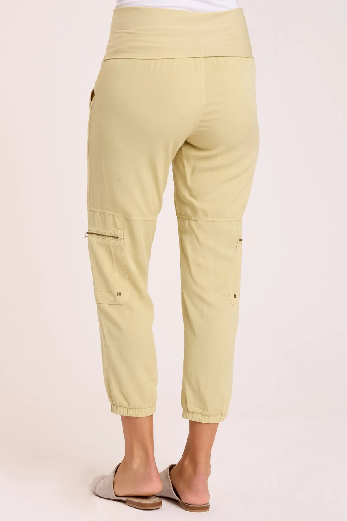 Danez Banded Crop