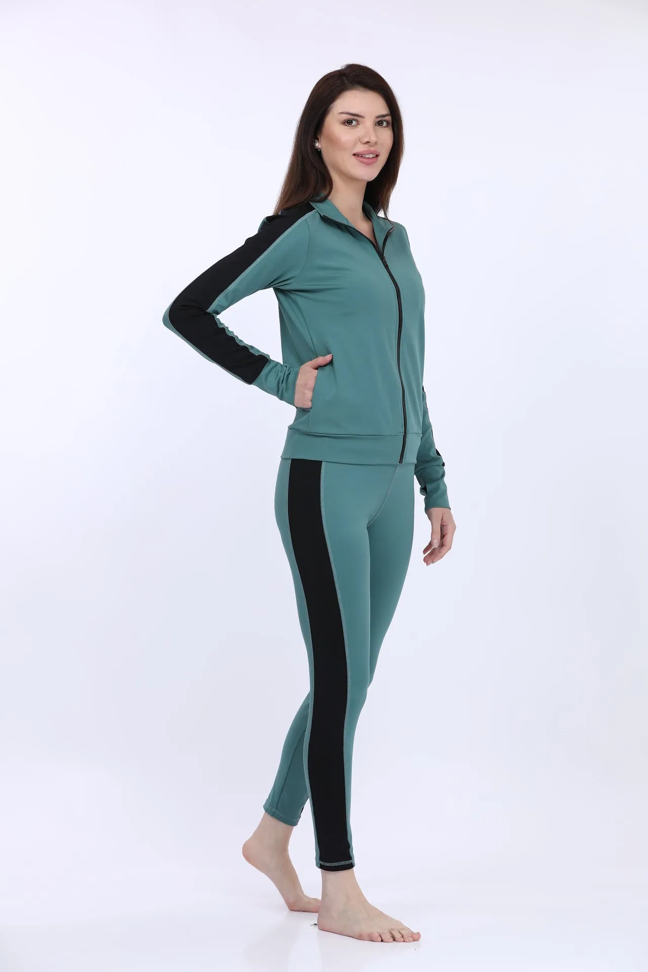 Green Poly Spandex Full Sleeve Women’s Track Suit
