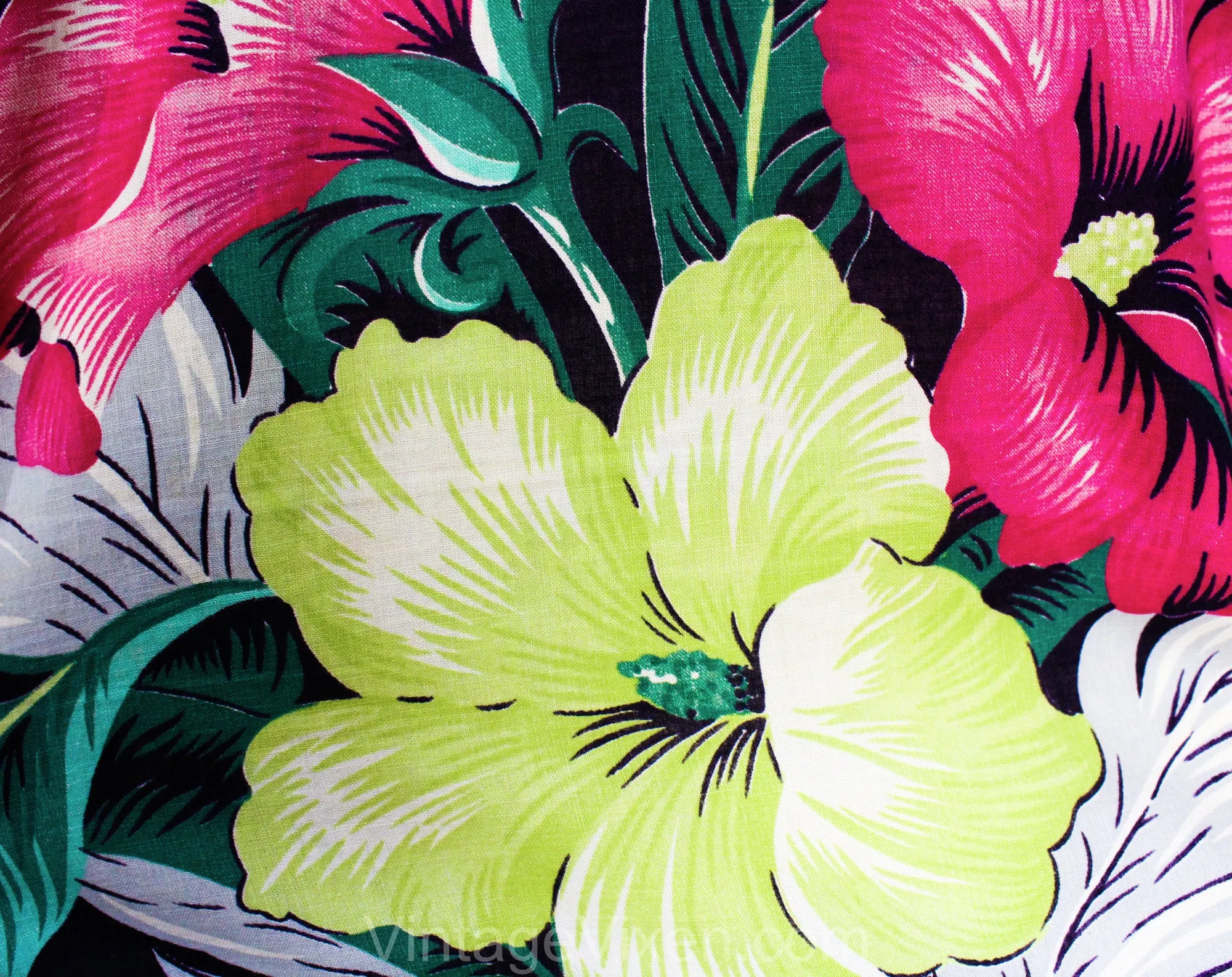 Large 1940s Style Tropical Floral Top - Black Pink Green Chartreuse Cotton Casual Blouse - Terrific Jungle Print - 80s Does 40s - Bust to 44