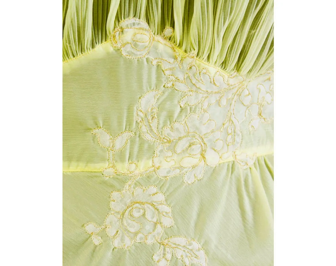 Large 1950s Nightgown - Pretty Sheer Yellow Pleated Lingerie - Filmy Ruffles - Elegant Lace - 50s Trousseau Chic - Size 14 Bust 42 Waist 34