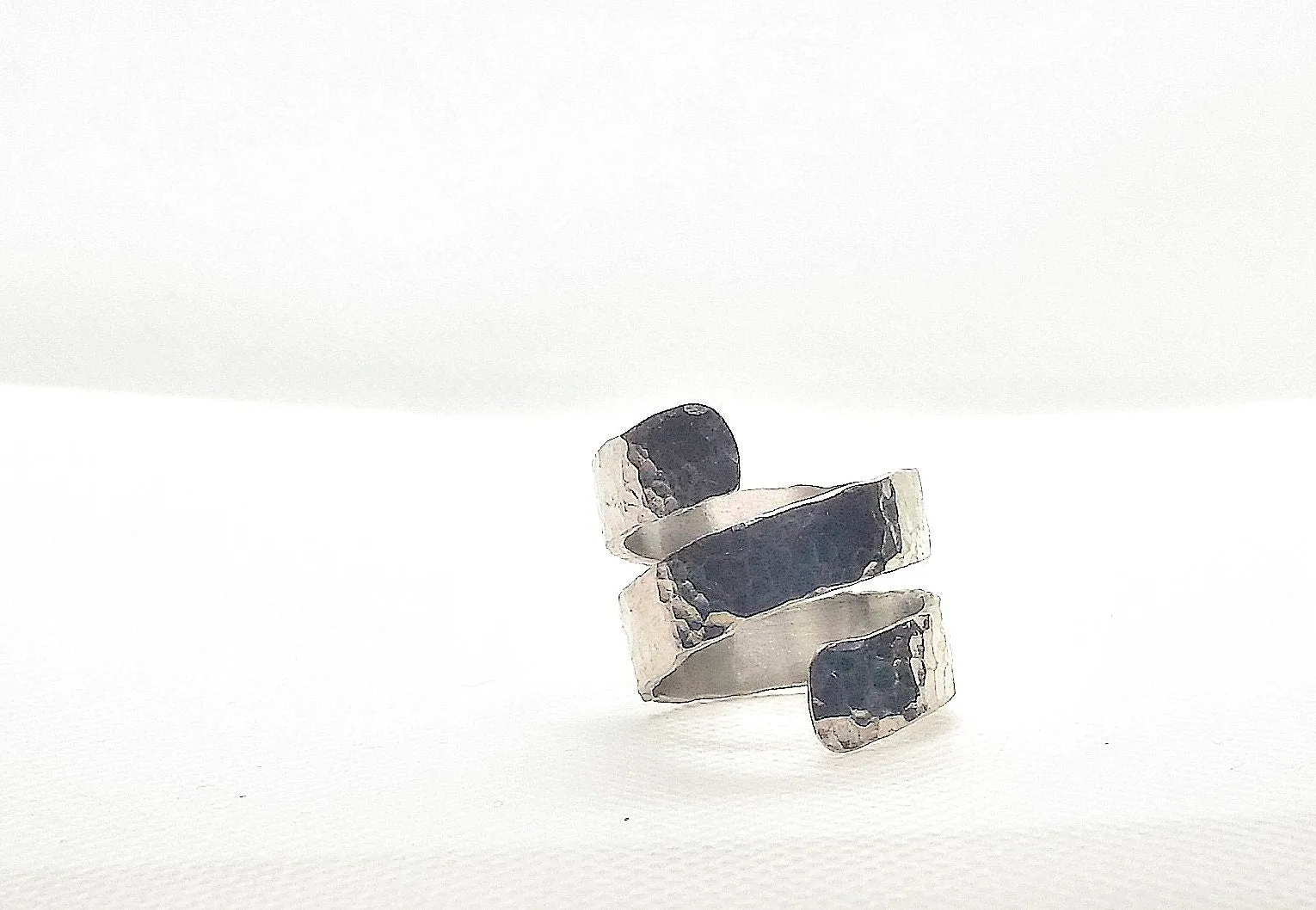 Thumb rings for women. Aluminum ring. Womens statement ring. Aluminium ring. Contemporary jewelry Aluminium jewelry Wide band ring