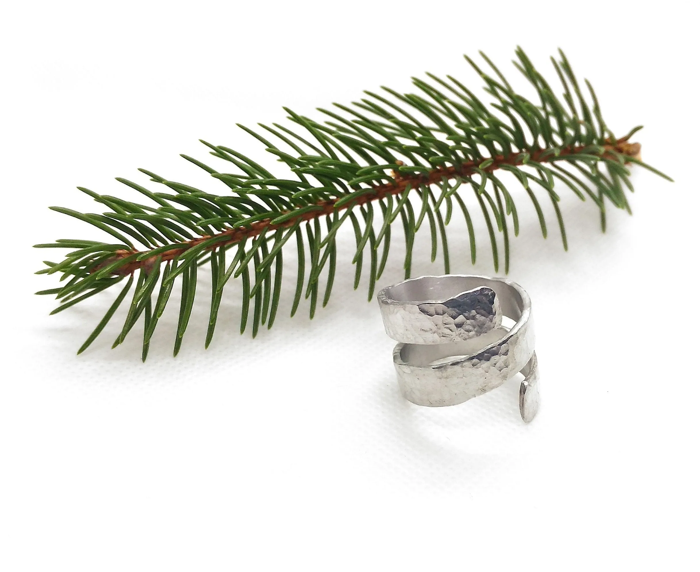 Thumb rings for women. Aluminum ring. Womens statement ring. Aluminium ring. Contemporary jewelry Aluminium jewelry Wide band ring