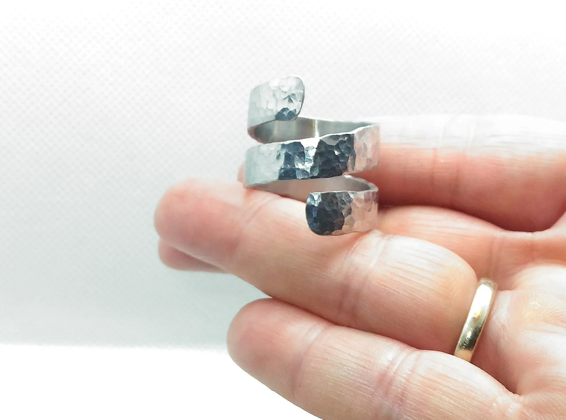 Thumb rings for women. Aluminum ring. Womens statement ring. Aluminium ring. Contemporary jewelry Aluminium jewelry Wide band ring