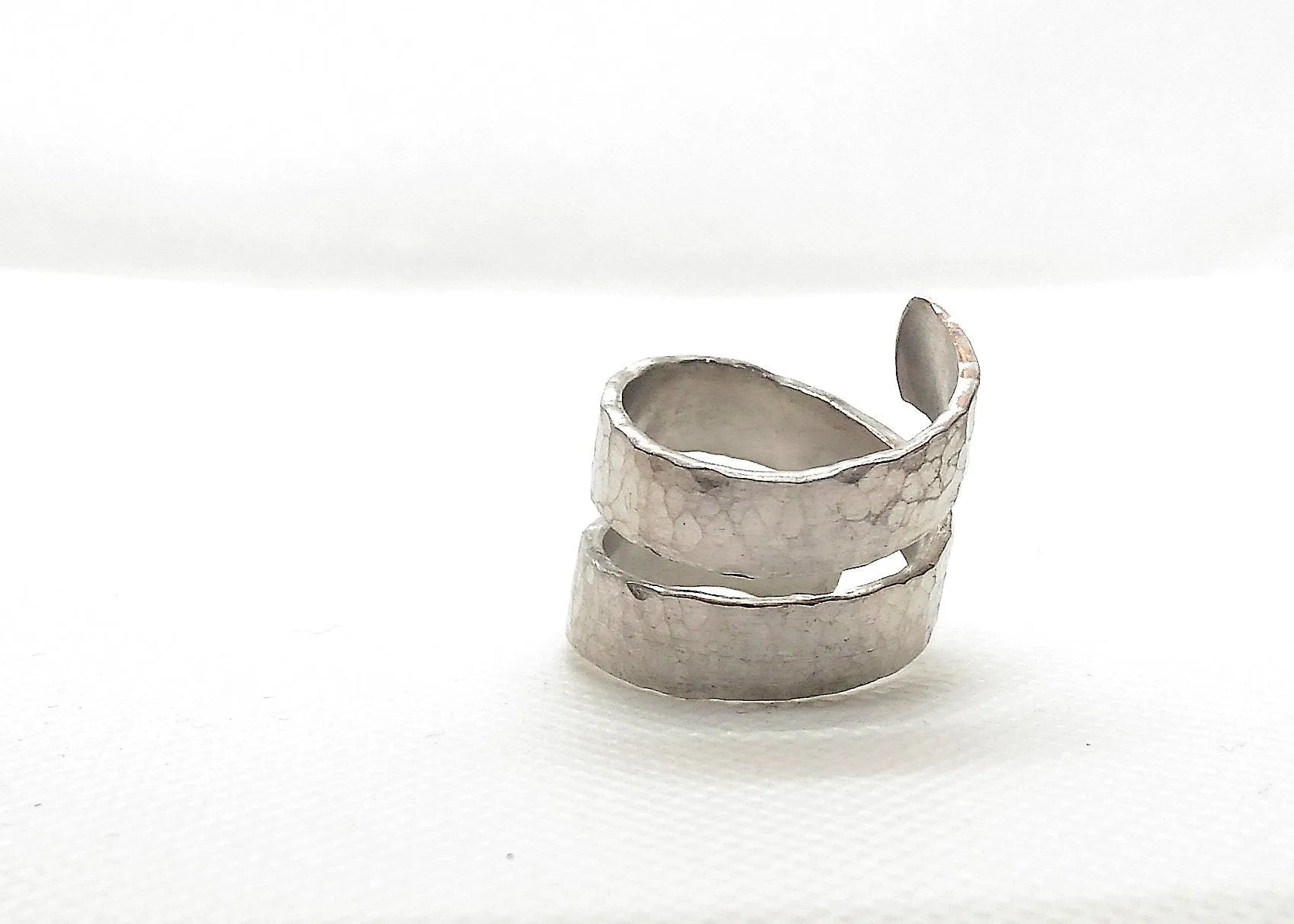Thumb rings for women. Aluminum ring. Womens statement ring. Aluminium ring. Contemporary jewelry Aluminium jewelry Wide band ring