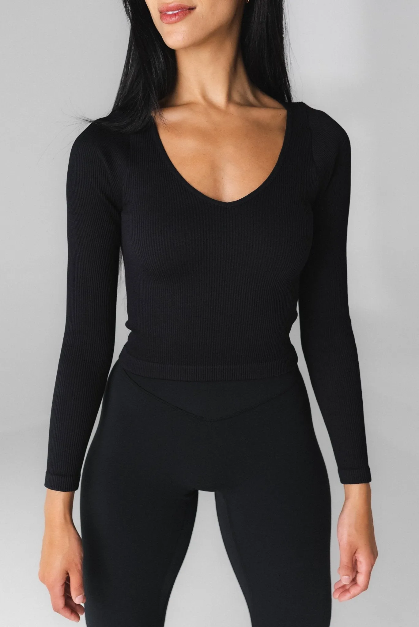 Vitality Synergy V Long Sleeve - Midnight
